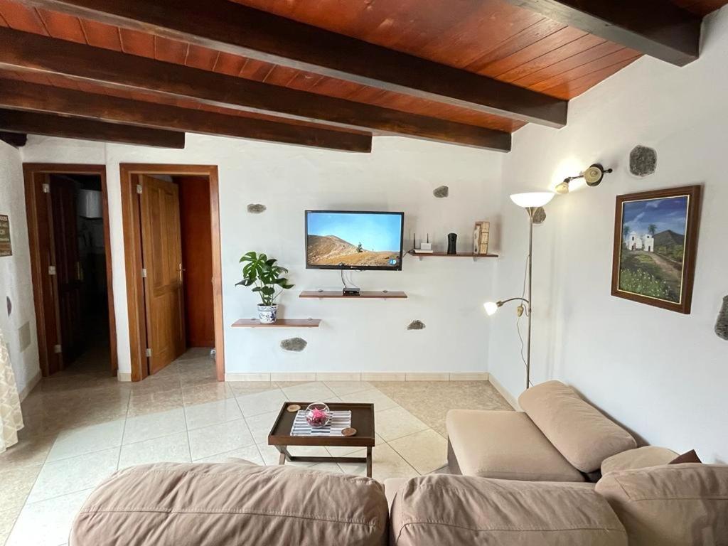 Sun, Relax & Lava, Free Wifi 600Mb, Bbq Βίλα Tinajo Εξωτερικό φωτογραφία